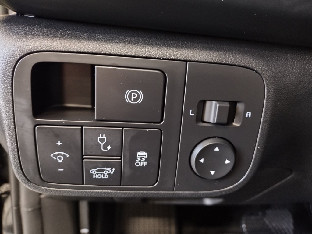 Certified 2023 Hyundai Ioniq 6 SEL AWD/4WD image 26