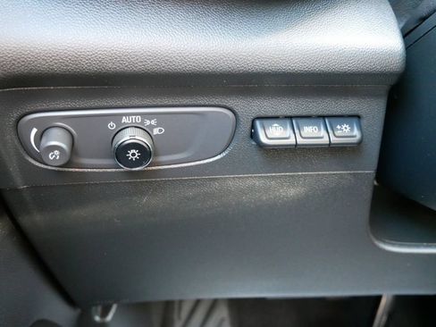 Used 2023 Buick Envision Avenir AWD/4WD image 26