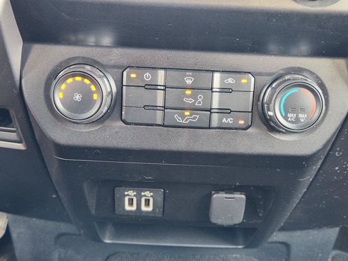 Used 2019 Ford F150 XLT RWD image 16