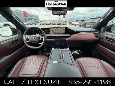 Used 2025 INFINITI QX80 Autograph w/ Autograph Exterior Package AWD/4WD image 2