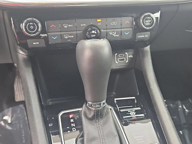 Used 2024 Jeep Compass Limited AWD/4WD image 22