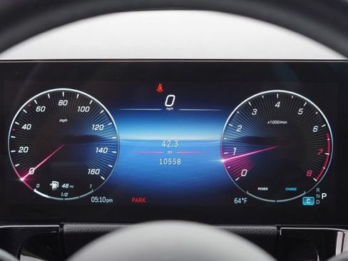 Used 2025 Mercedes-Benz GLA 250 4MATIC image 17