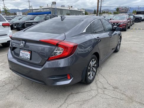 Used 2017 Honda Civic EX image 8