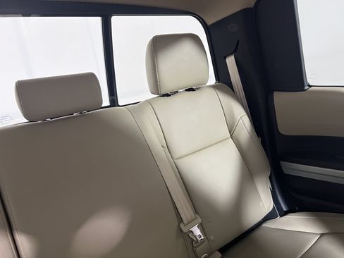 Used 2014 Toyota Tundra Limited w/ Limited Premium Package RWD image 15
