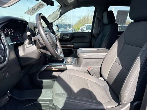 Used 2019 Chevrolet Silverado 1500 RST AWD/4WD image 19