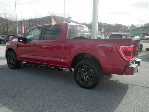 Certified 2022 Ford F150 XLT w/ Equipment Group 302A High image 4