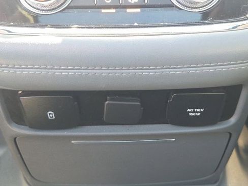 Used 2020 Lincoln Navigator Reserve w/ Luxury Package image 22