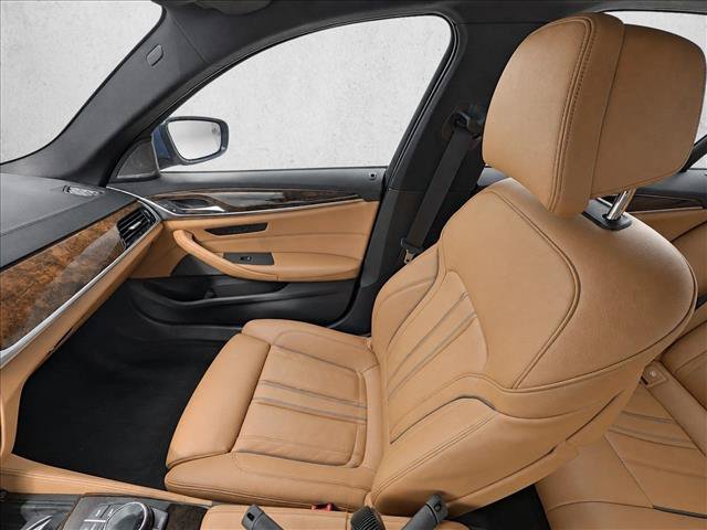 Used 2018 BMW M550i xDrive w/ Dynamic Handling Package AWD/4WD image 18