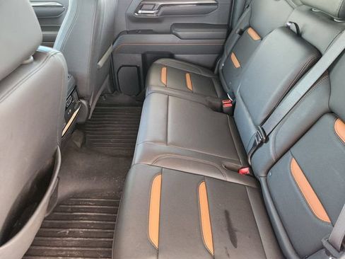 Used 2025 GMC Sierra 1500 AT4 w/ AT4 Premium Package AWD/4WD image 30