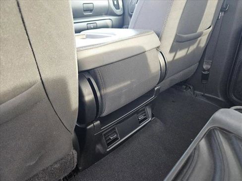 Used 2022 Chevrolet Silverado 1500 Custom Trail Boss image 17