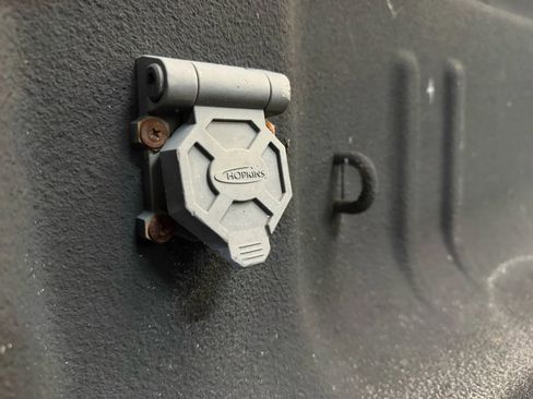 Used 2011 GMC Sierra 3500 SLE w/ SLE Preferred Package image 30