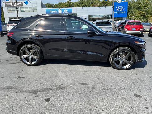 Used 2025 Genesis GV70 3.5T Sport w/ Sport Advanced Package image 8