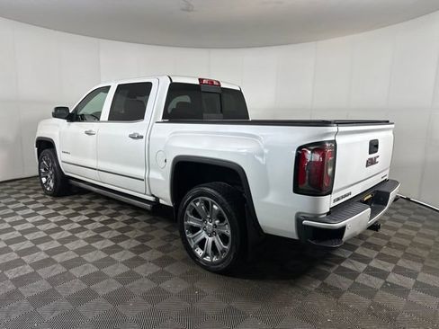 Used 2018 GMC Sierra 1500 Denali w/ Denali Ultimate Package image 11
