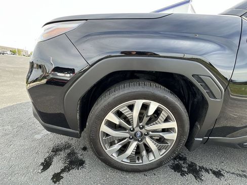 Used 2025 Subaru Forester Touring image 34