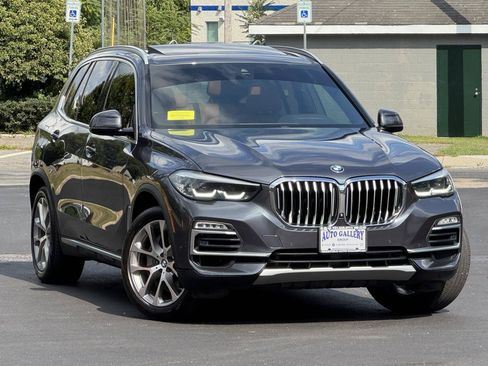 Used 2019 BMW X5 xDrive50i w/ Parking Assistance Package AWD/4WD image 1