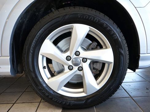 Used 2020 Audi Q3 2.0T Premium AWD/4WD image 52