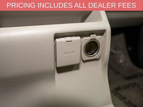 Used 2009 MAZDA MAZDA5 Sport FWD image 15