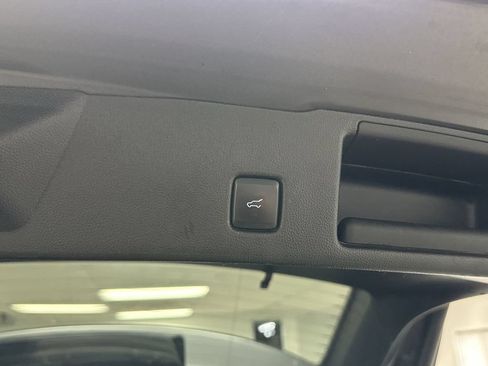 Used 2022 Ford Escape SEL w/ Technology Package AWD/4WD image 26