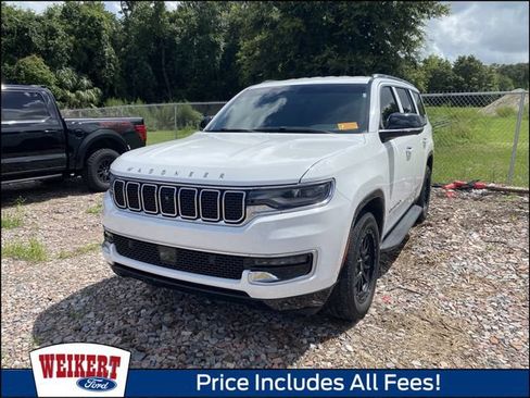 Used 2023 Jeep Wagoneer 4WD w/ Convenience Group I image 1