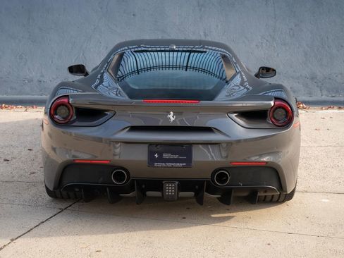 Certified 2016 Ferrari 488 GTB image 8