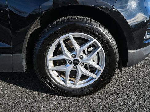 Certified 2024 Ford Edge SEL w/ Convenience Package image 15