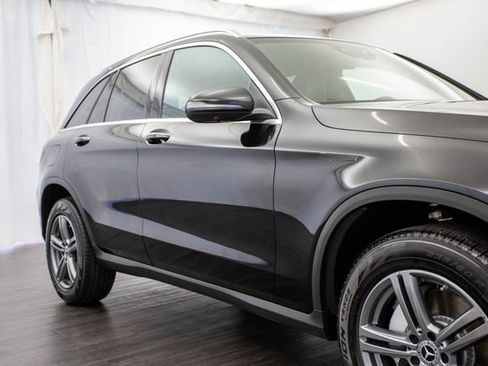 Used 2020 Mercedes-Benz GLC 300 4MATIC w/ Parking Assistance Package image 34