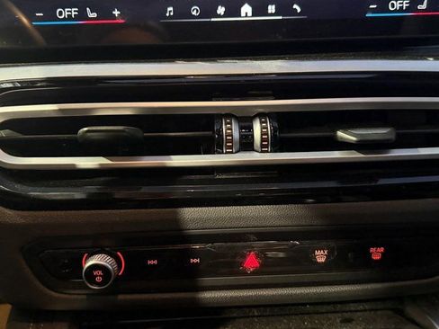 Used 2024 BMW i4 eDrive35 w/ M Sport Package image 15