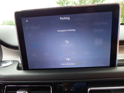 Used 2023 Lincoln Aviator AWD w/ Elements Package image 48