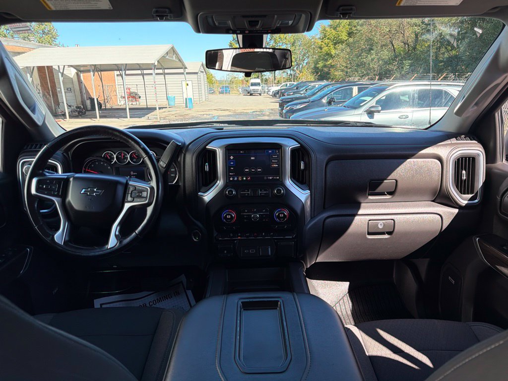 Used 2020 Chevrolet Silverado 1500 RST AWD/4WD image 22
