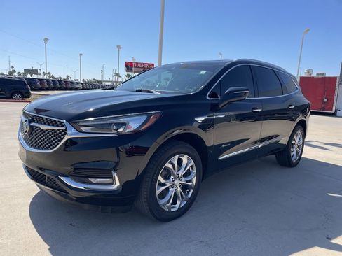 Used 2021 Buick Enclave Avenir w/ Avenir Technology Package image 5