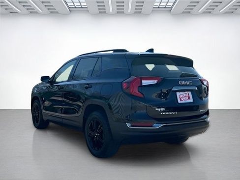 Used 2023 GMC Terrain AT4 image 6