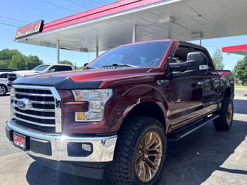 Used 2017 Ford F150 XLT w/ Equipment Group 302A Luxury RWD image 18