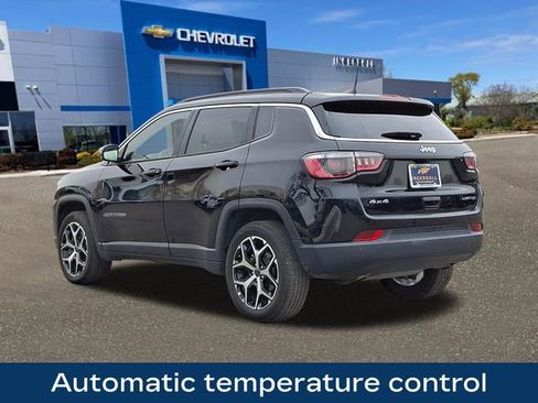 Used 2025 Jeep Compass Limited image 6