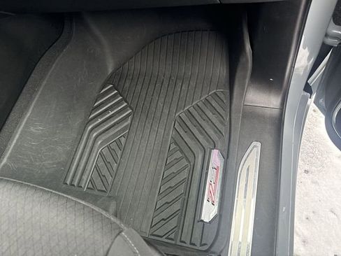 Used 2024 Chevrolet Silverado 1500 LT image 36