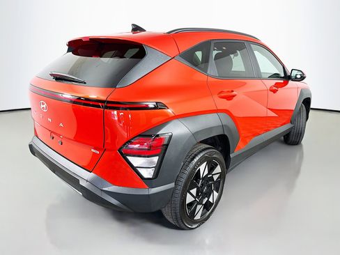 Used 2025 Hyundai Kona SEL image 7