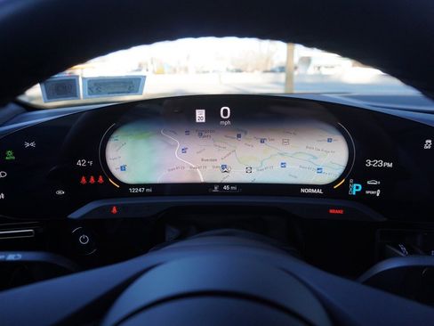 Used 2023 Porsche Taycan 4 Cross Turismo image 54