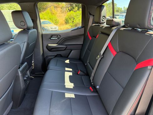 New 2025 Chevrolet Colorado Z71 w/ Technology Package image 7