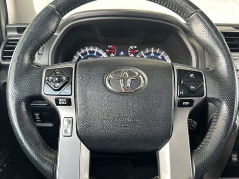 Certified 2018 Toyota 4Runner Limited AWD/4WD image 23