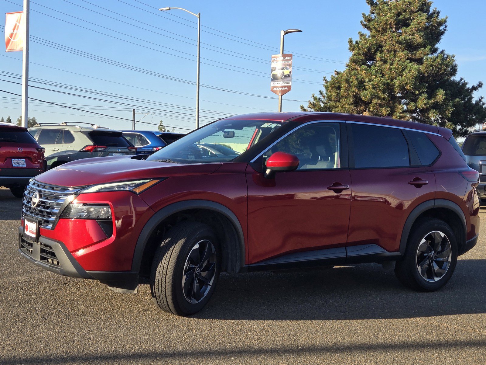 Certified 2025 Nissan Rogue SV AWD/4WD image 7