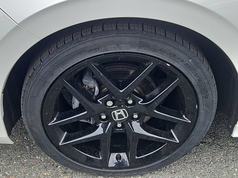 Certified 2024 Honda Civic Sport image 7