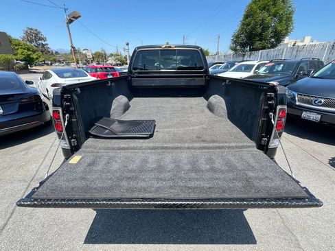 Used 2006 Ford F250 XLT image 10