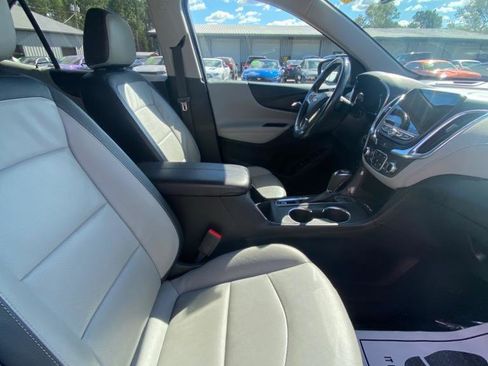 Used 2020 Chevrolet Equinox Premier image 22
