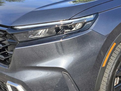 Used 2024 Honda CR-V Sport Touring image 9