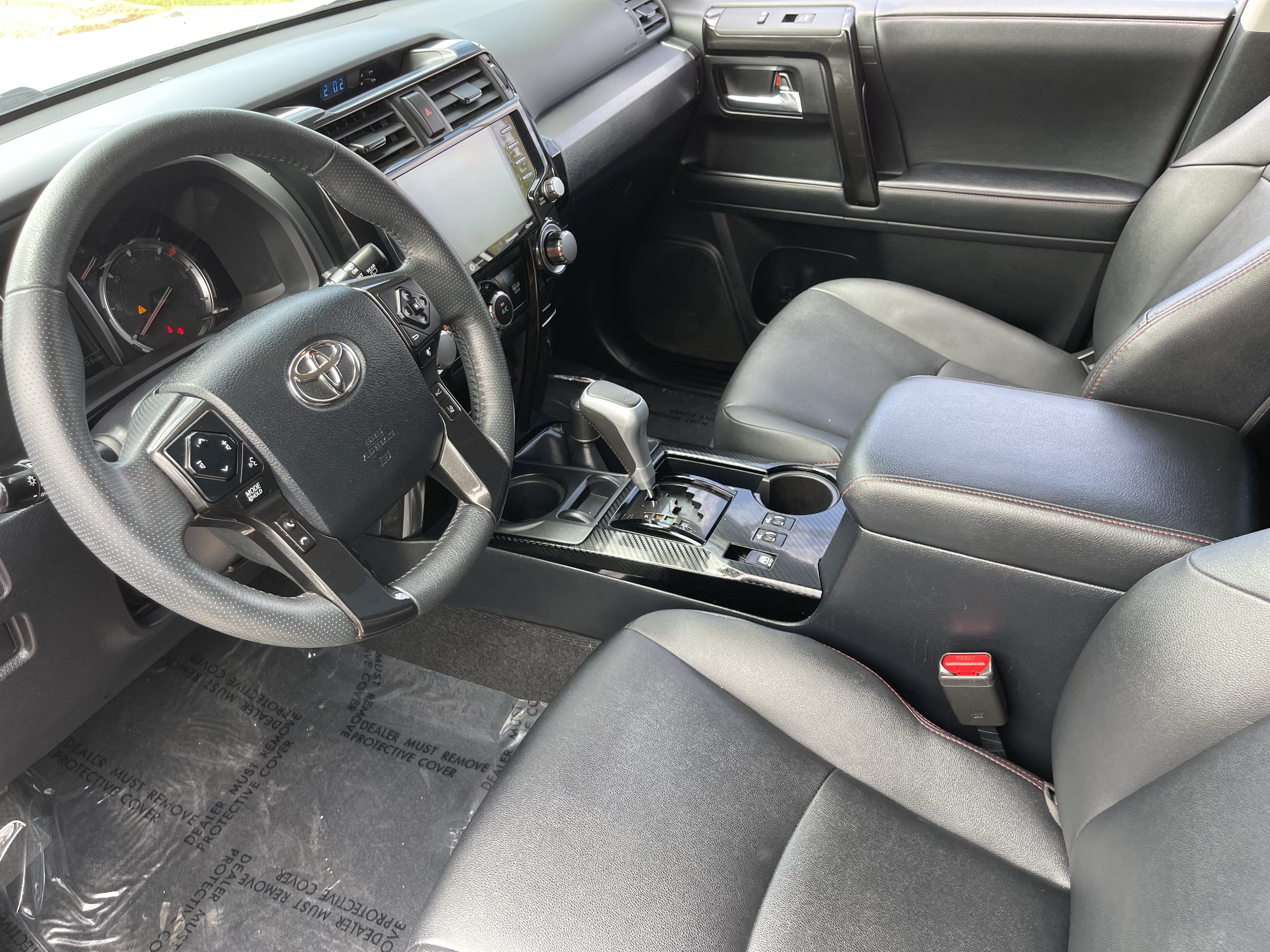 Used 2020 Toyota 4Runner TRD Off-Road Premium AWD/4WD image 17