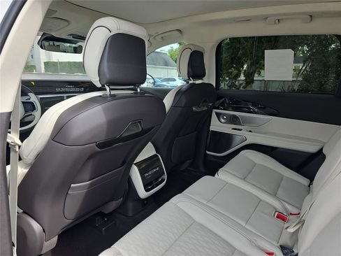 New 2026 Lincoln Nautilus Black Label AWD/4WD image 9