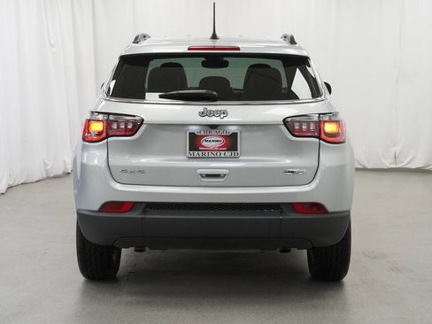 Certified 2025 Jeep Compass Latitude w/ Convenience Group image 11