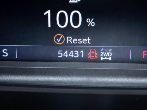 Used 2021 Chevrolet Silverado 2500 LTZ w/ LTZ Plus Package image 21