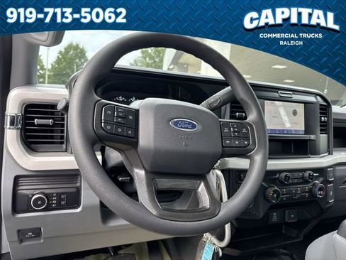 New 2025 Ford F550 2WD Regular Cab Super Duty w/ XL Chrome Package image 23