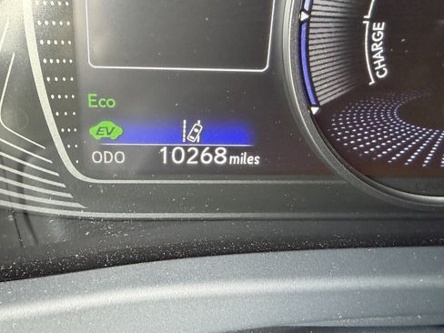 Used 2024 Lexus UX 250h F Sport FWD image 21