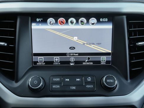 Used 2019 GMC Acadia SLT w/ LPO, Floor Liner Package AWD/4WD image 13